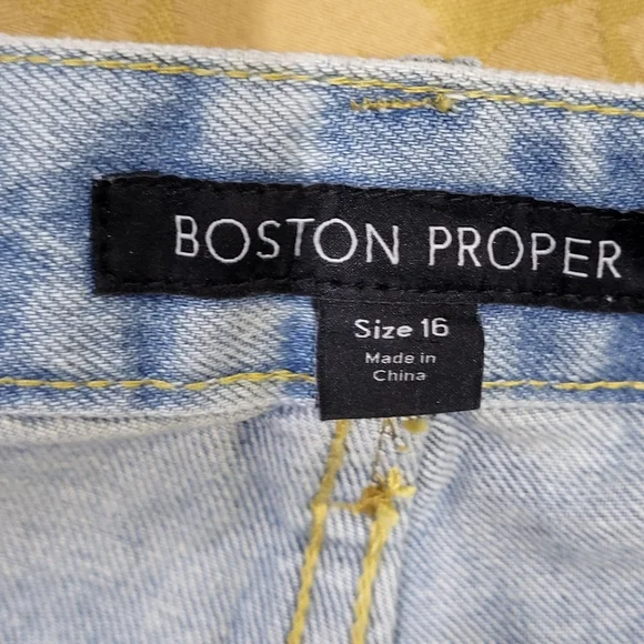 Boston Proper Sequined Floral Embellished Ankle Jeans sz 16 - Picture 4 of 8